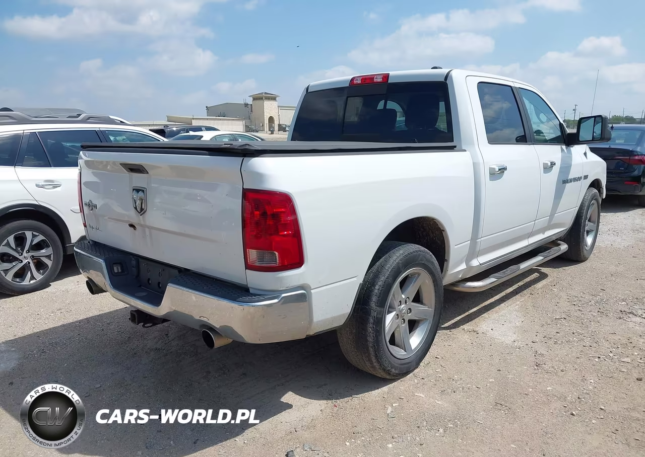 2011 Ram Ram 1500 Slt VIN:1D7RB1CT4BS599382 - 4