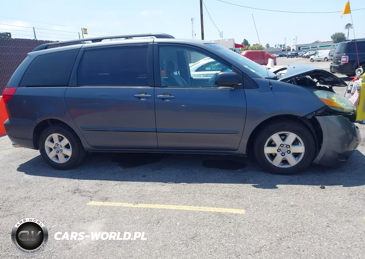 2007 Toyota Sienna Le VIN:5TDZK23C47S055531 - 13