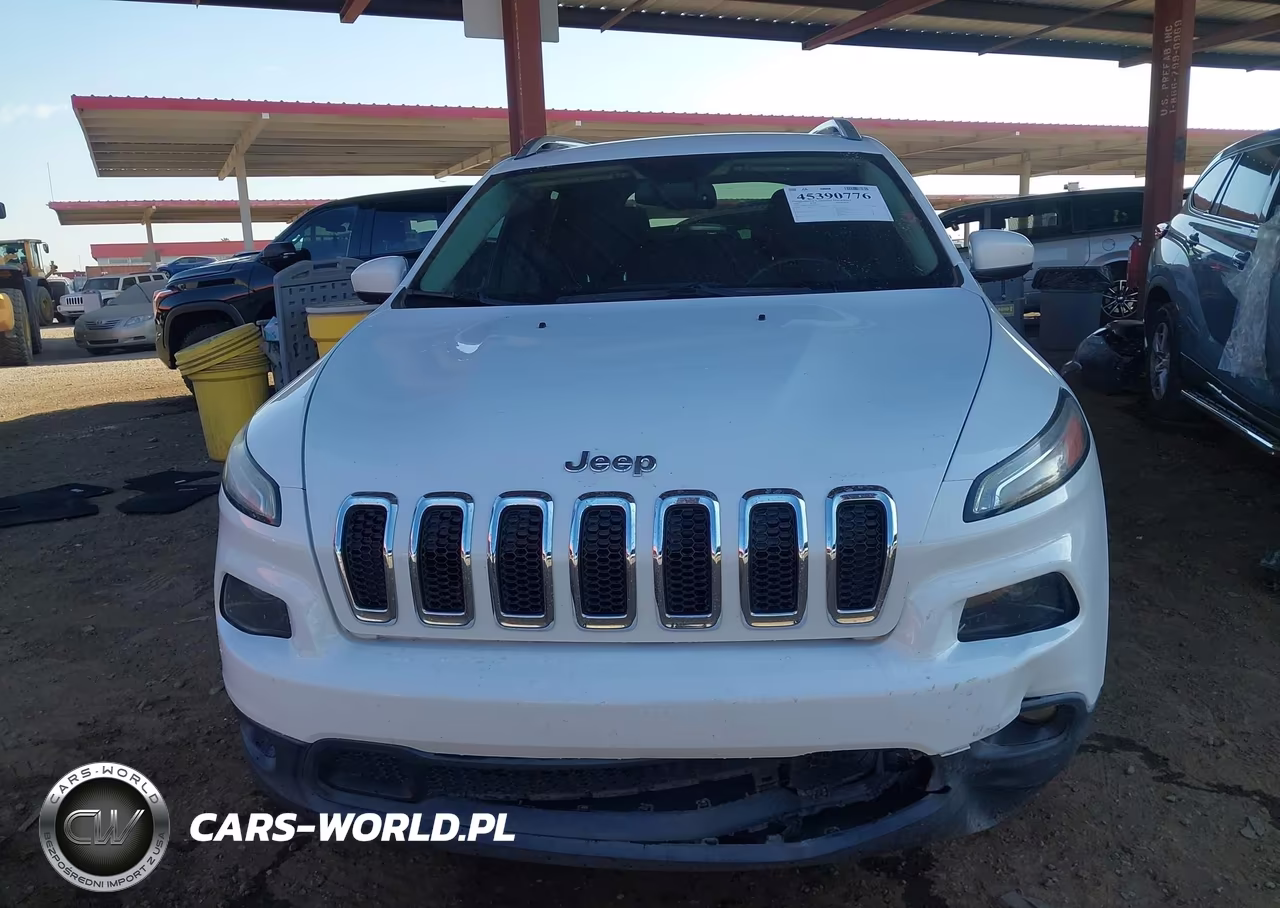 2015 Jeep Cherokee Latitude VIN:1C4PJMCS8FW728543 - 6
