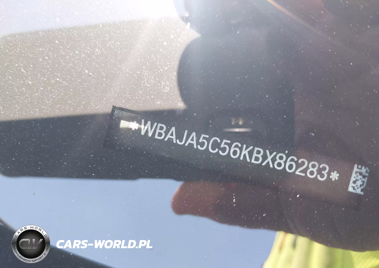 2019 BMW 530I VIN:WBAJA5C56KBX86283 - 9