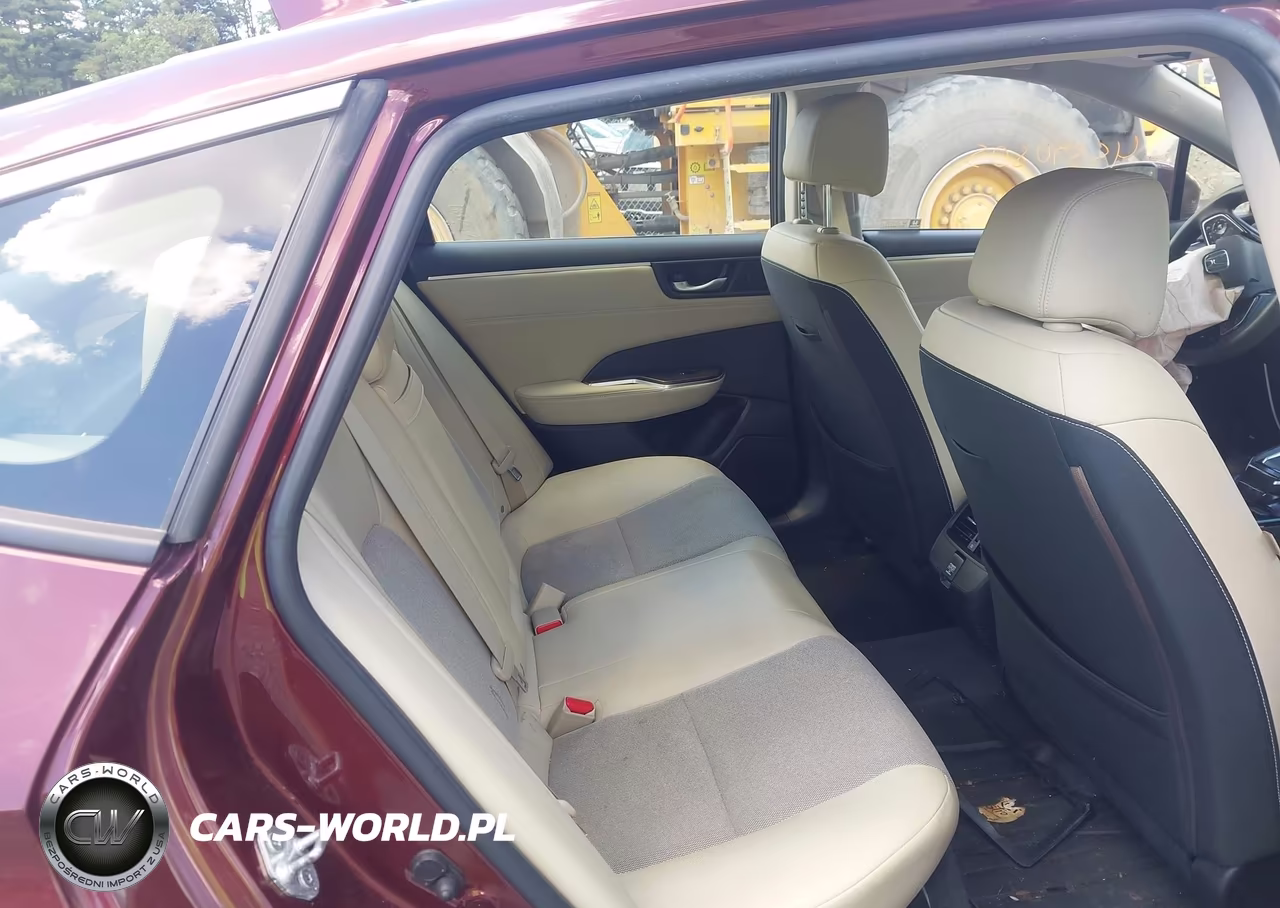 2018 Honda Clarity Plug-In Hybrid VIN:JHMZC5F17JC013161 - 8
