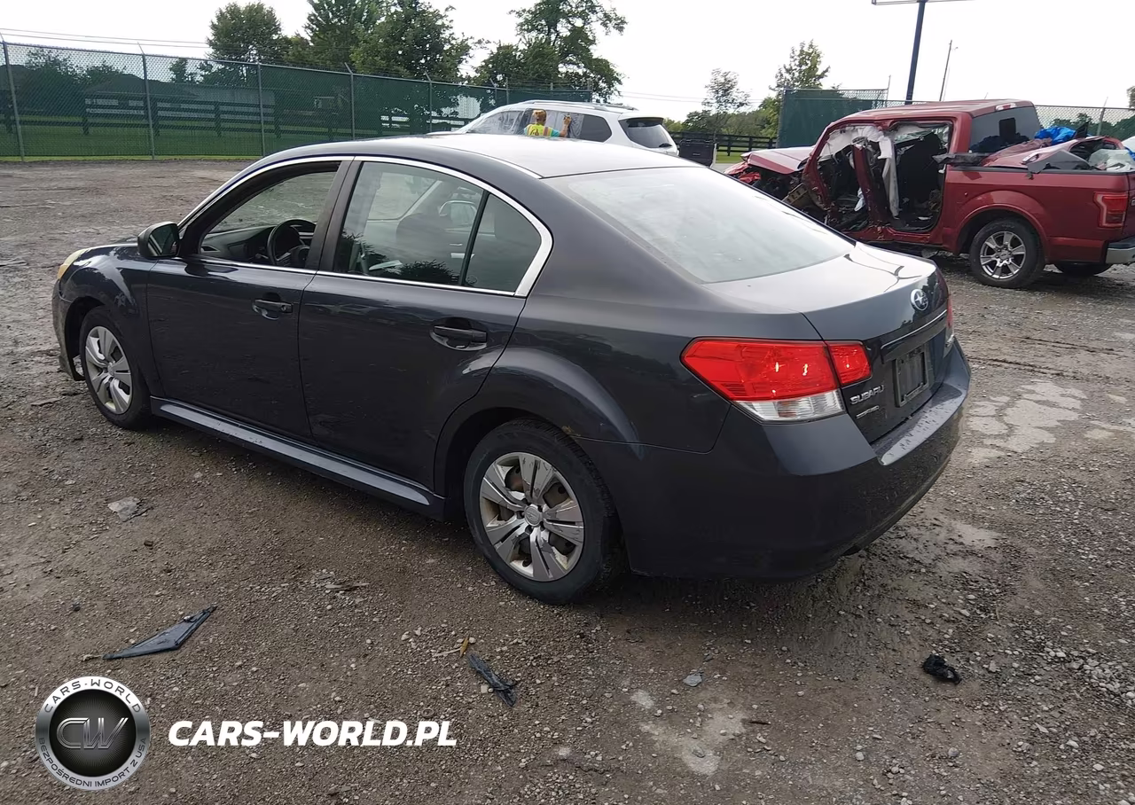 2010 Subaru Legacy 2.5I VIN:4S3BMAA6XA1240061 - 3