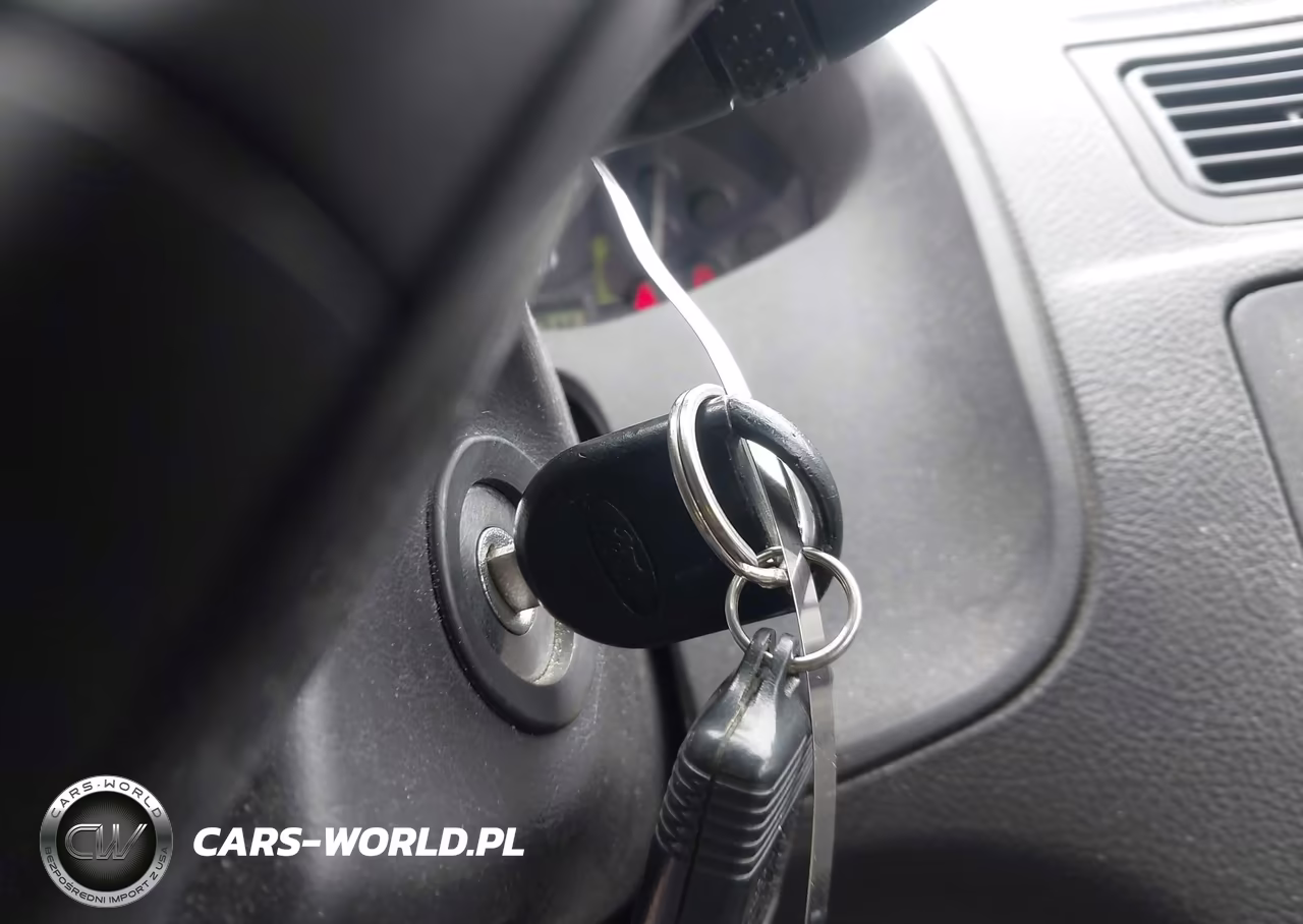2006 Ford Focus Zx4 VIN:1FAHP34NX6W130871 - 11