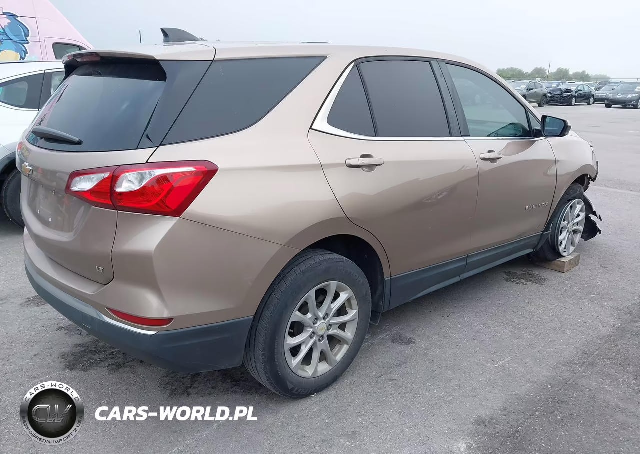 2019 Chevrolet Equinox Lt VIN:2GNAXKEV7K6152665 - 4