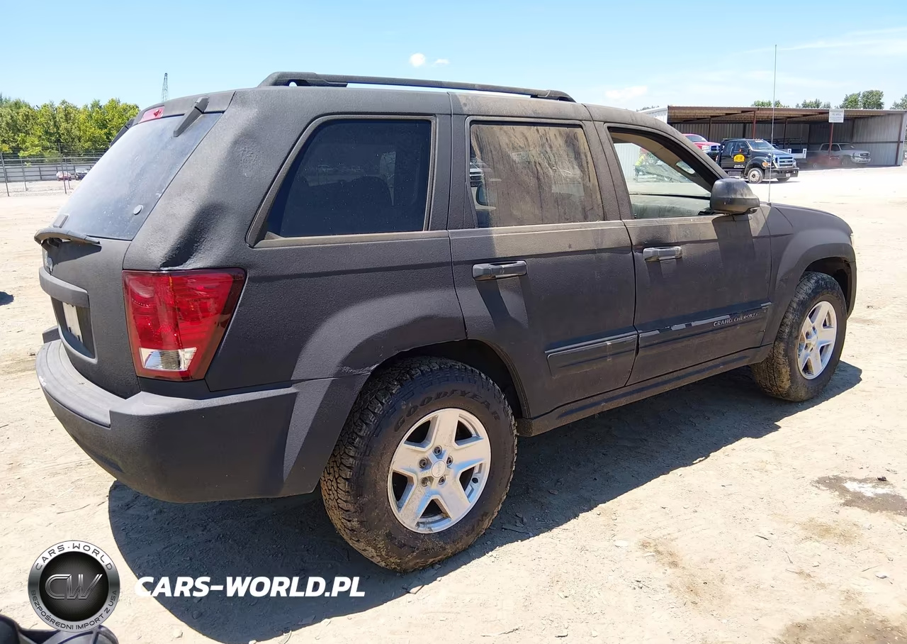 2009 Jeep Grand Cherokee Laredo VIN:1J8GR48K99C502205 - 4