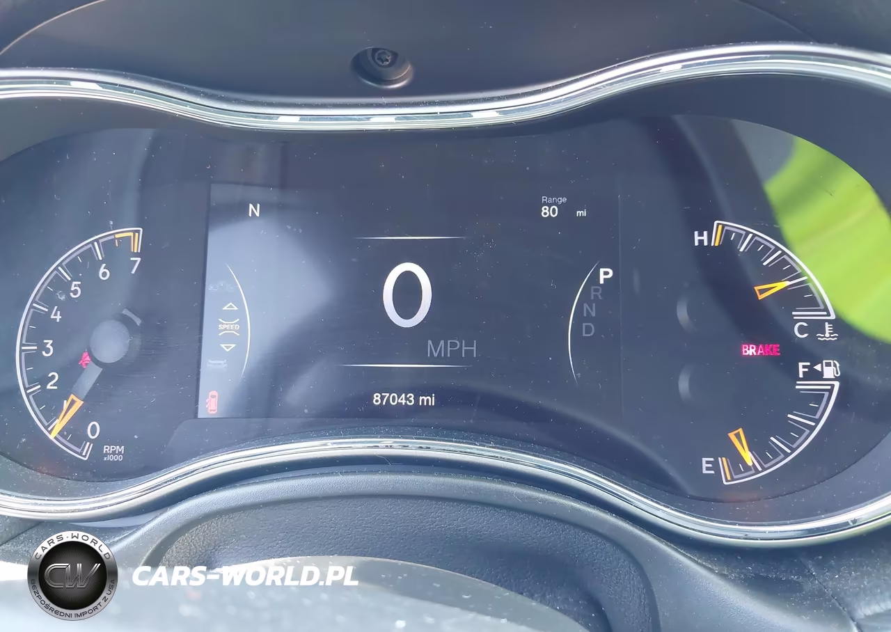 2019 Jeep Grand Cherokee Altitude 4X4 VIN:1C4RJFAGXKC592138 - 7