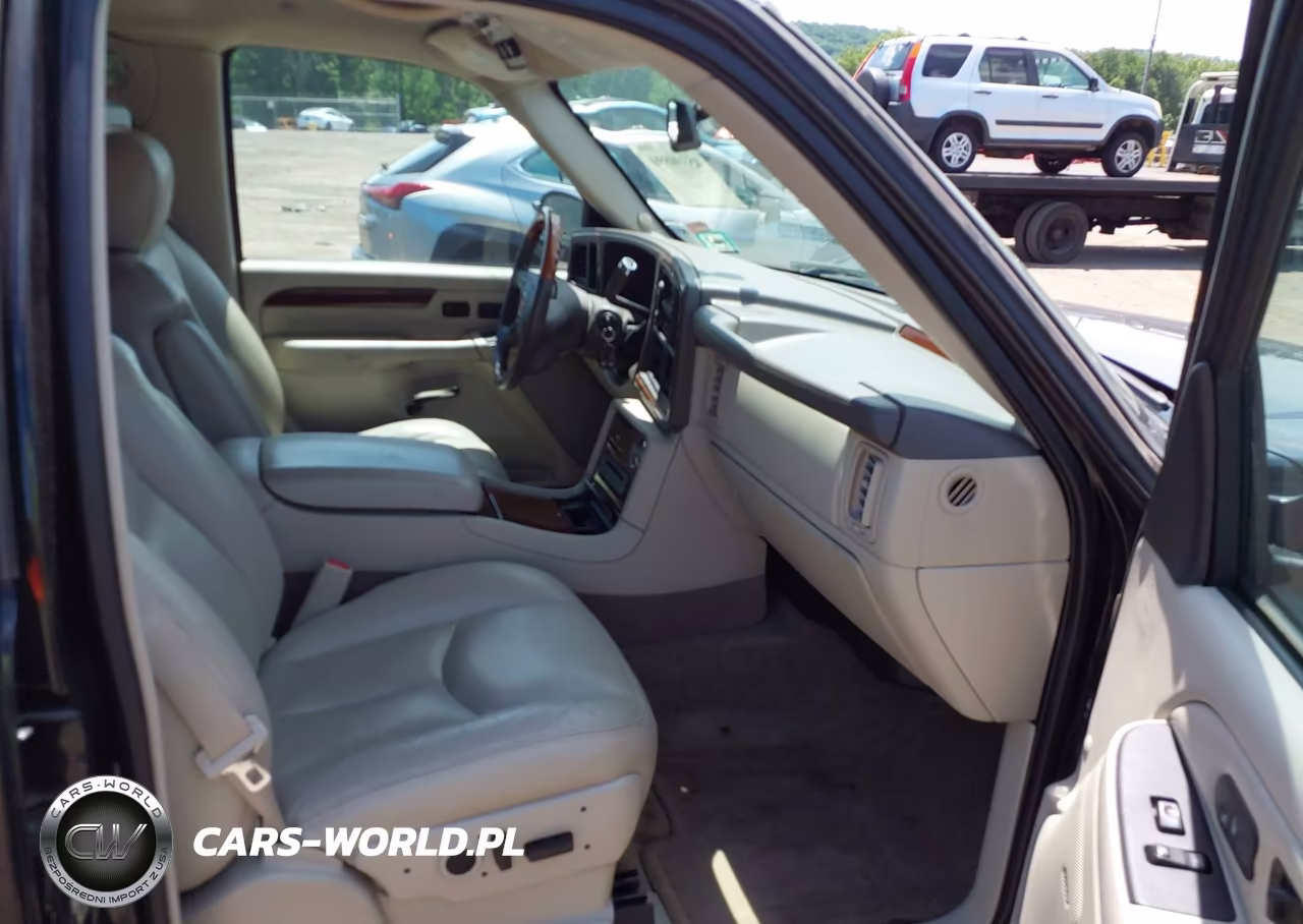 2004 Cadillac Escalade Standard VIN:1GYEC63T34R265660 - 5