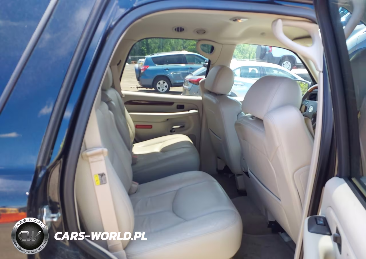 2004 Cadillac Escalade Standard VIN:1GYEC63T34R265660 - 8