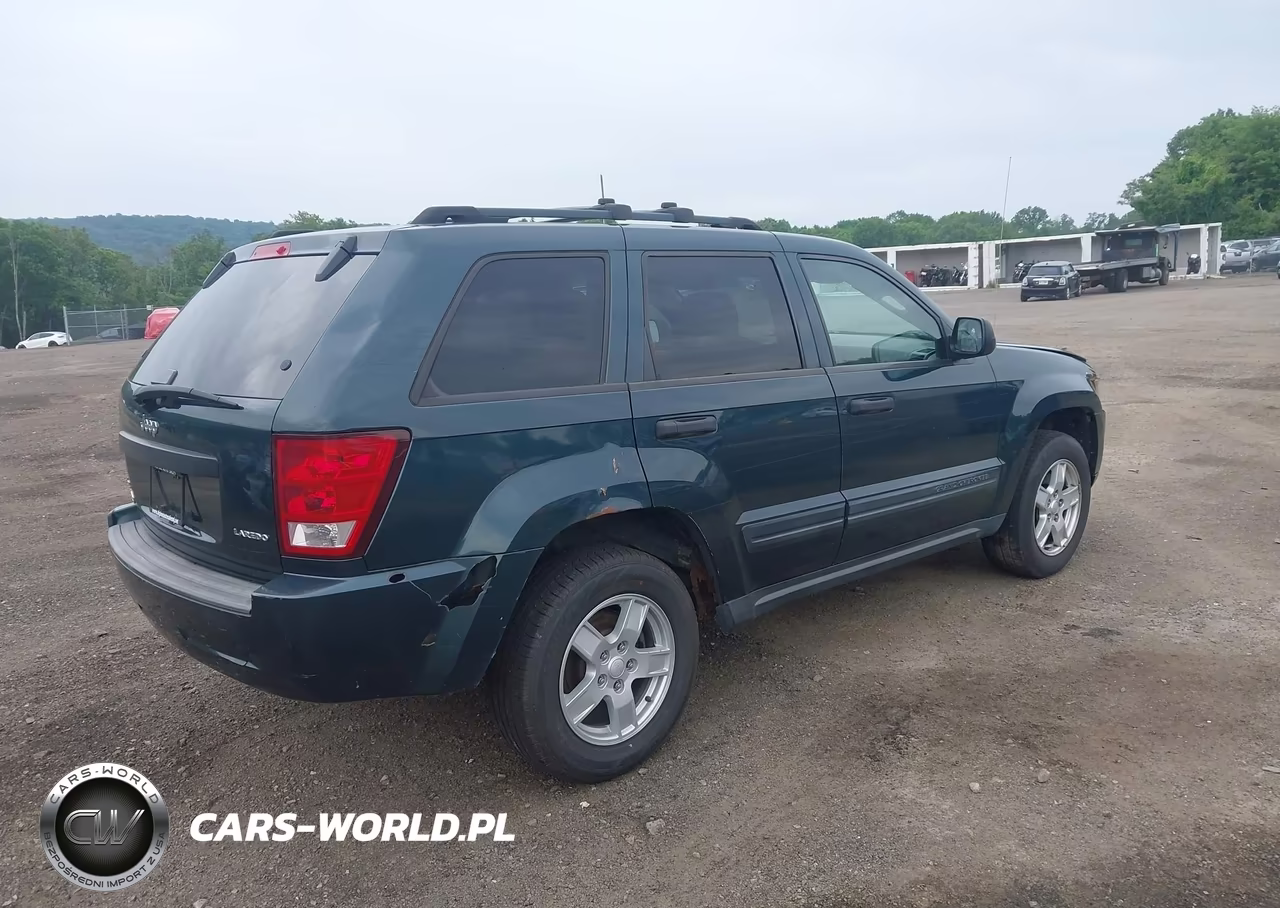 2005 Jeep Grand Cherokee Laredo VIN:1J4GR48K95C653427 - 4