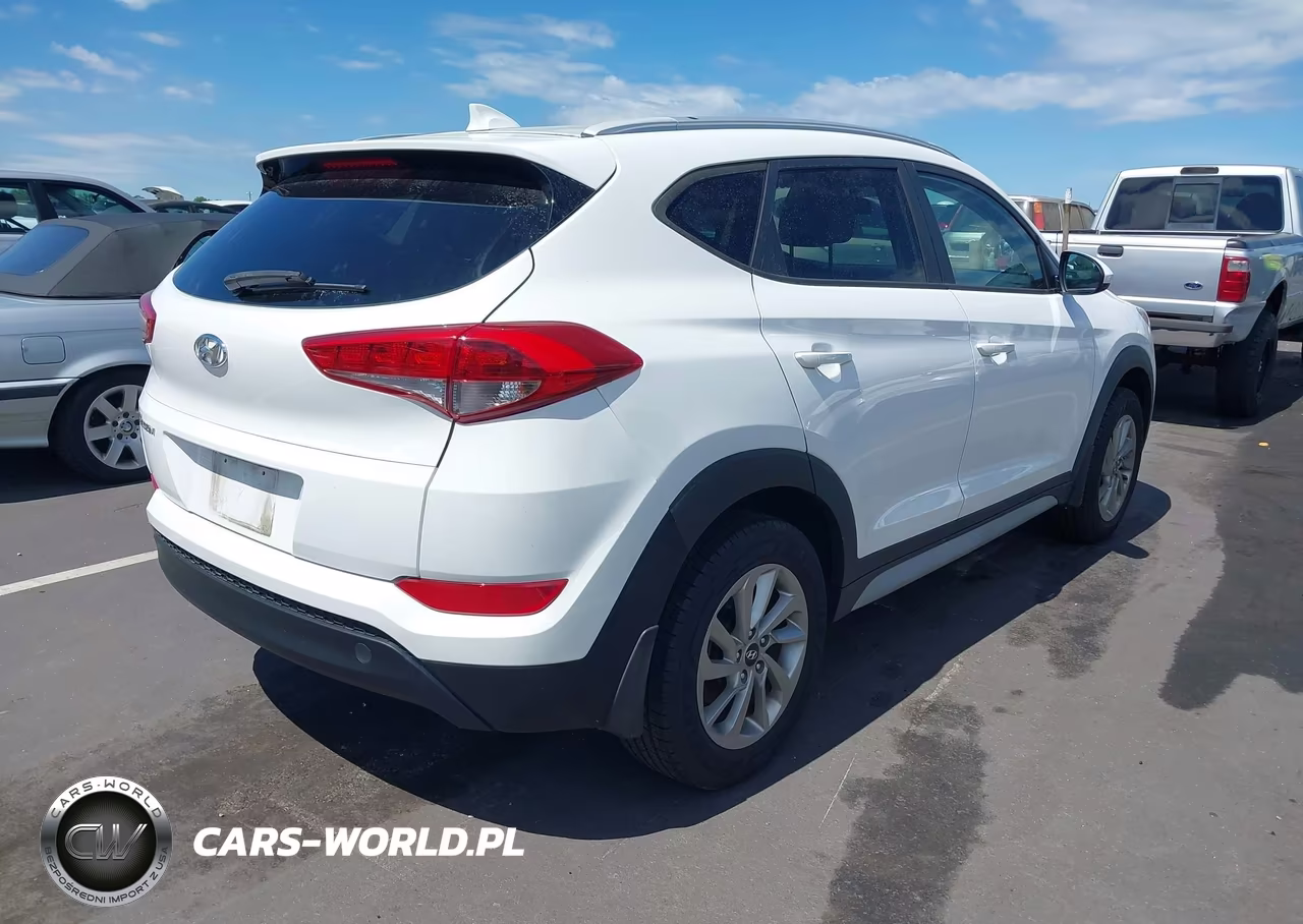 2018 Hyundai Tucson Sel VIN:KM8J33A49JU821358 - 4
