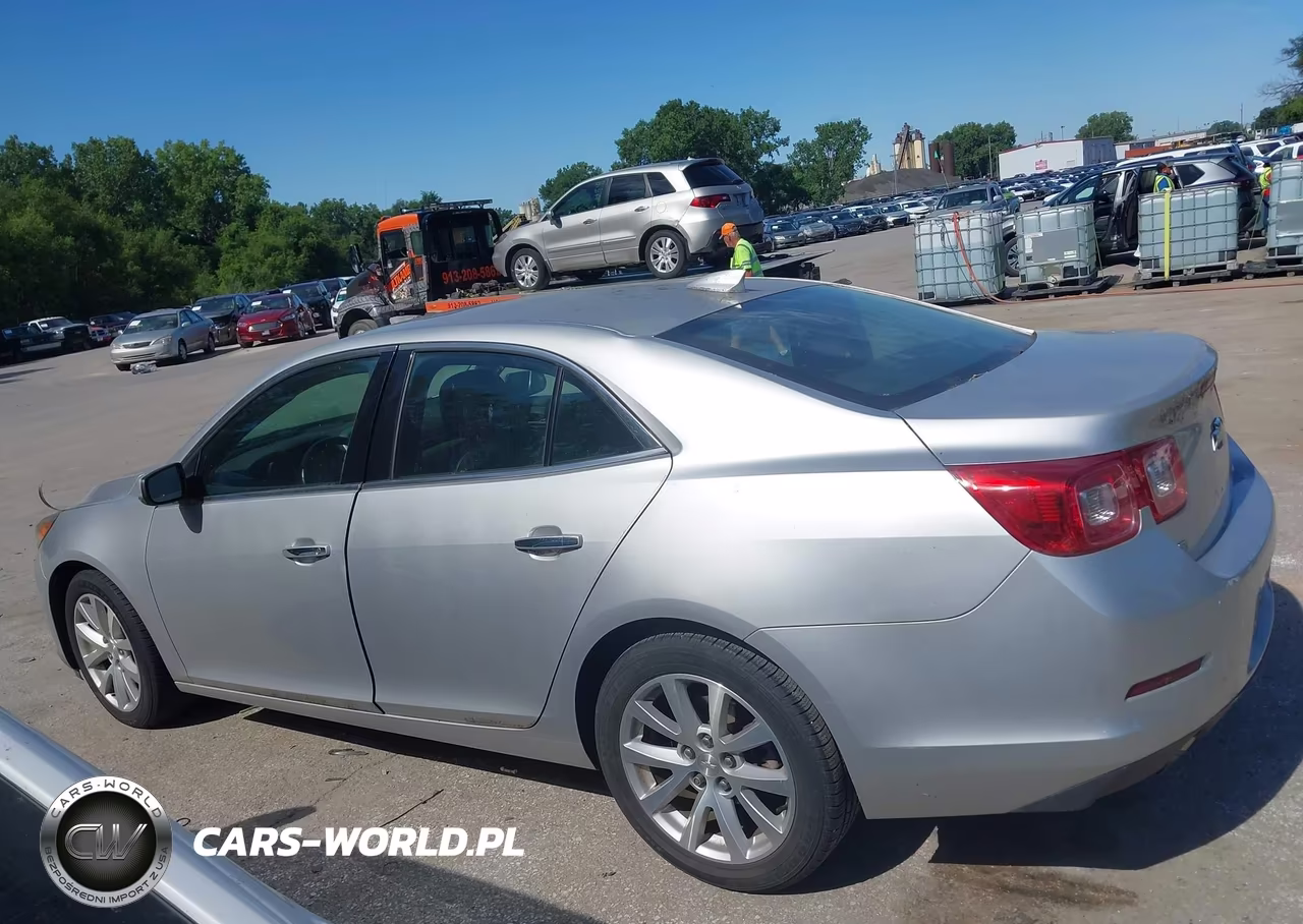 2015 Chevrolet Malibu 1Lz VIN:1G11F5SL0FU153348 - 14