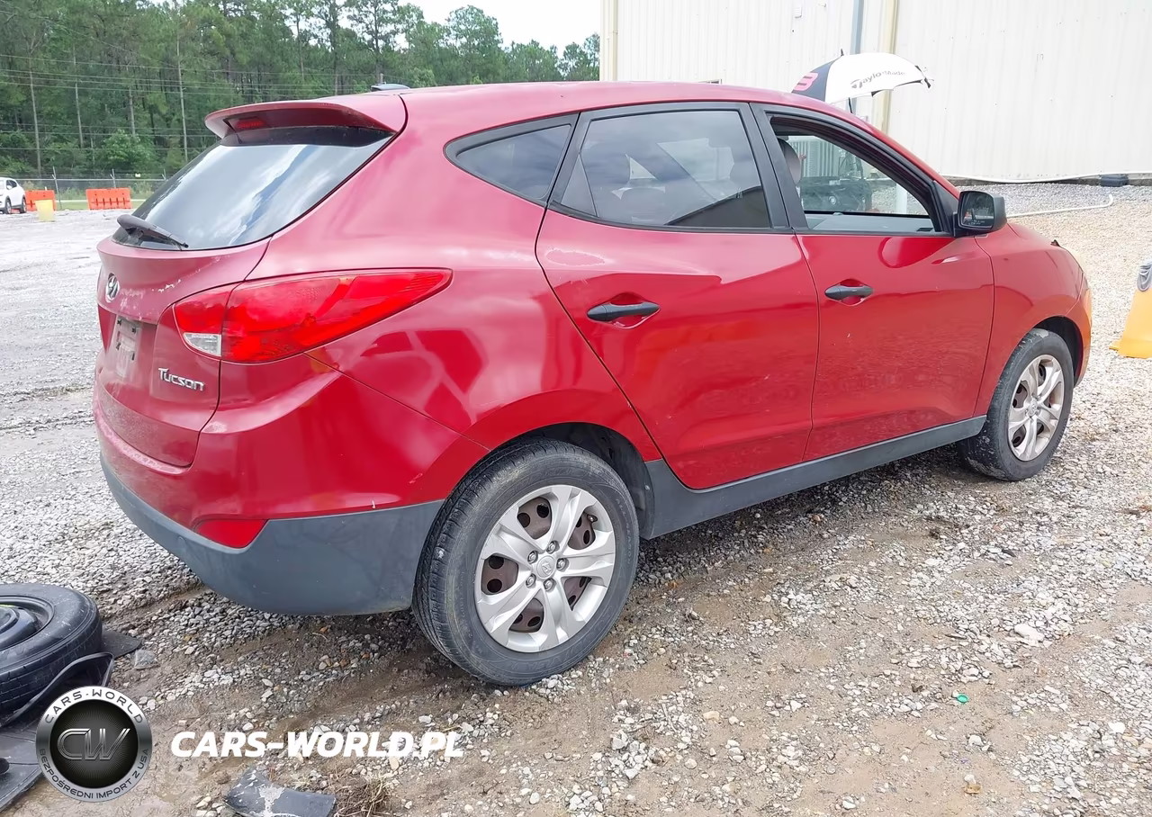 2013 Hyundai Tucson Gl VIN:KM8JT3ABXDU583670 - 4