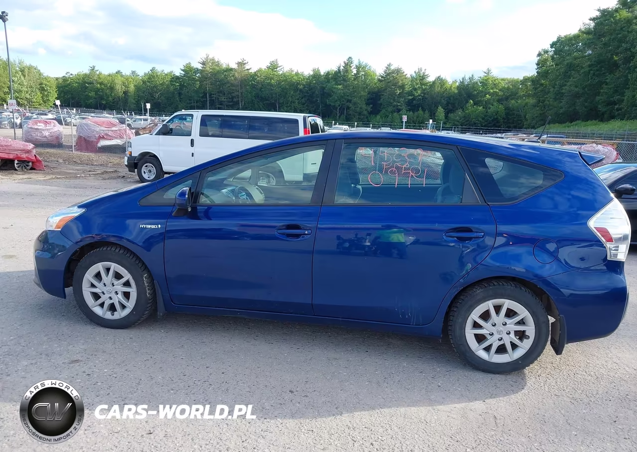 2012 Toyota Prius V Three VIN:JTDZN3EU5C3169035 - 14