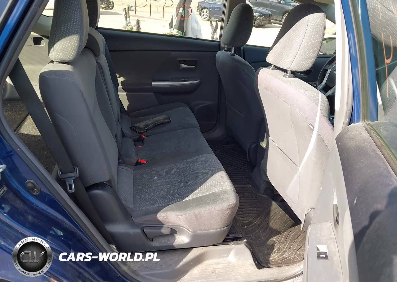2012 Toyota Prius V Three VIN:JTDZN3EU5C3169035 - 8