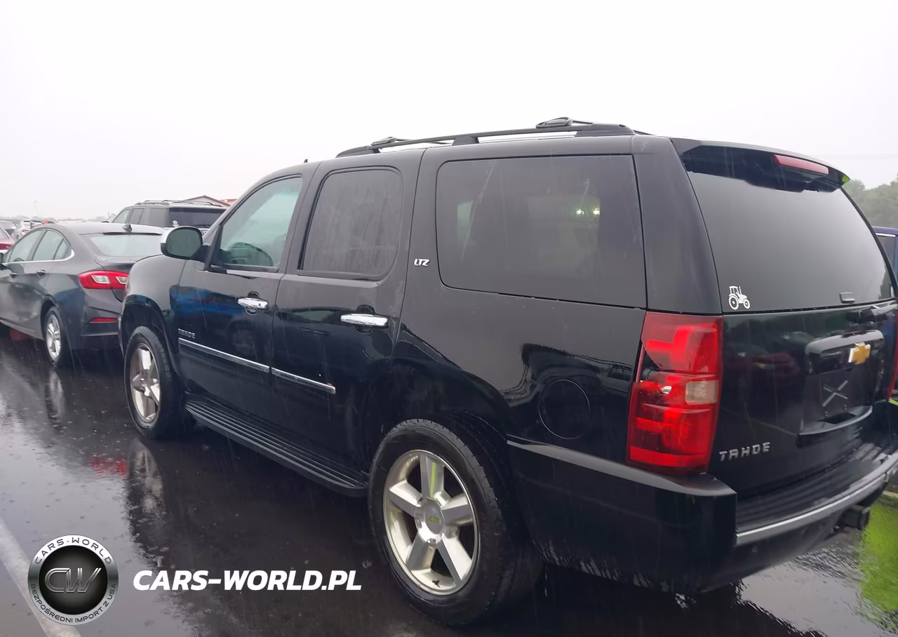 2014 Chevrolet Tahoe Ltz VIN:1GNSKCE00ER241645 - 3