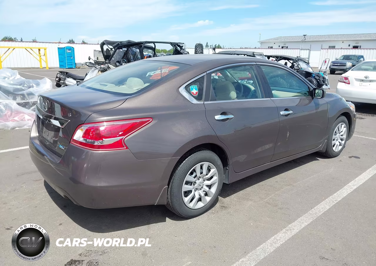 2013 Nissan Altima 2.5 S VIN:1N4AL3AP9DN499498 - 4