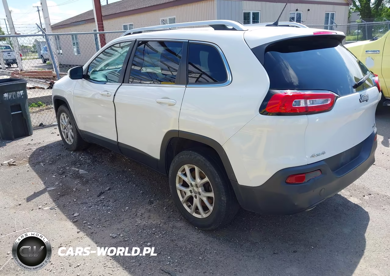 2014 Jeep Cherokee Latitude VIN:1C4PJMCS4EW285533 - 3