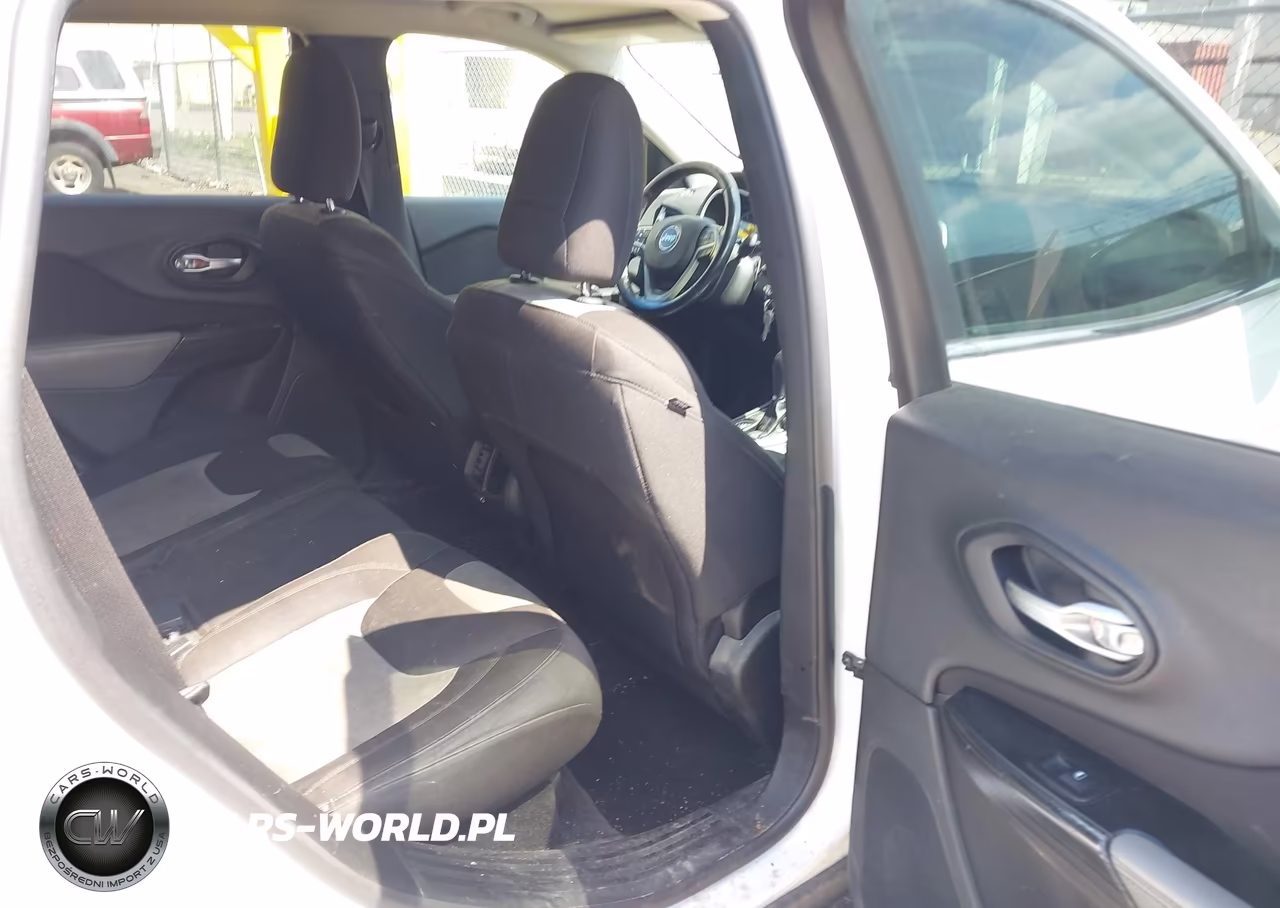 2014 Jeep Cherokee Latitude VIN:1C4PJMCS4EW285533 - 8