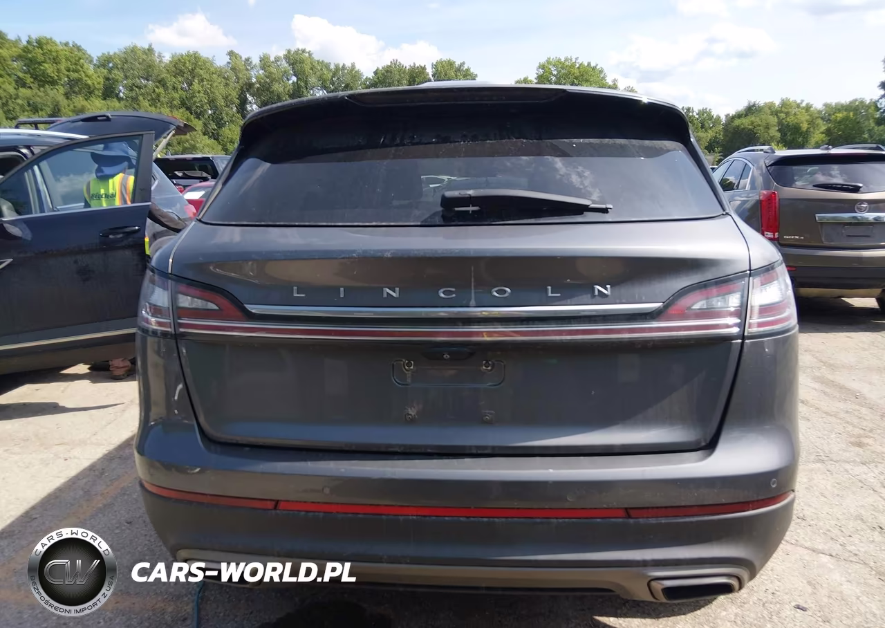 2021 Lincoln Nautilus Reserve VIN:2LMPJ8K90MBL11535 - 16