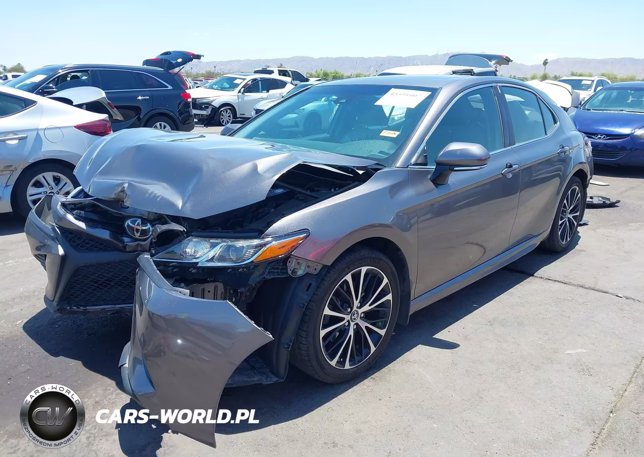 2018 Toyota Camry Se VIN:4T1B11HK7JU626359 - 2