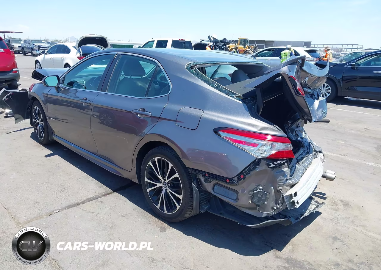 2018 Toyota Camry Se VIN:4T1B11HK7JU626359 - 3