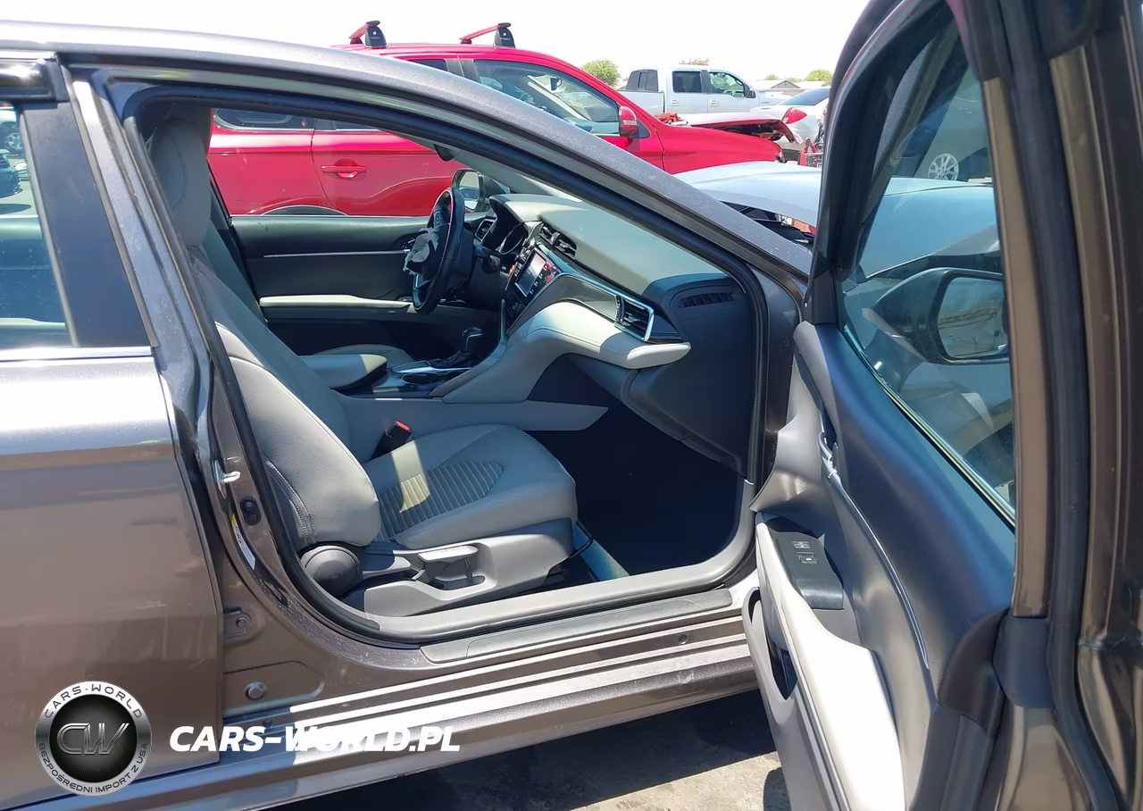 2018 Toyota Camry Se VIN:4T1B11HK7JU626359 - 5