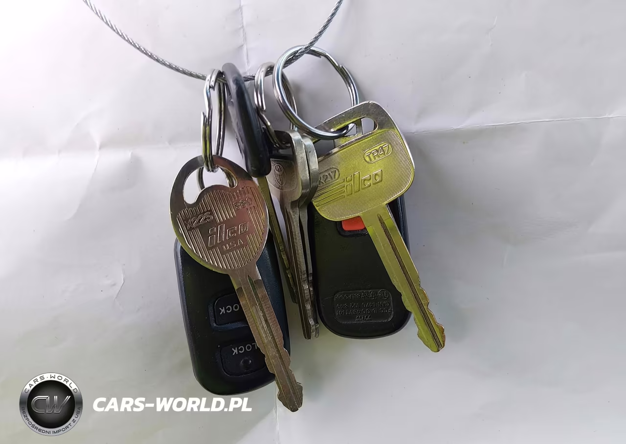 2001 Toyota Camry Le VIN:4T1BG22K81U864900 - 11