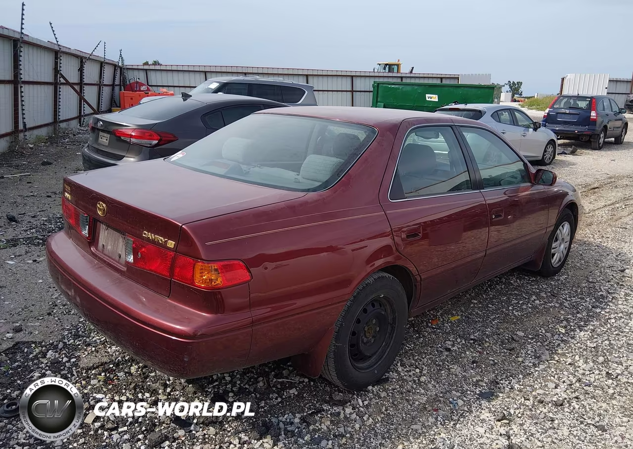 2001 Toyota Camry Le VIN:4T1BG22K81U864900 - 4