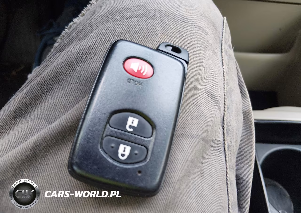 2015 Toyota Prius V Five VIN:JTDZN3EUXFJ029062 - 11