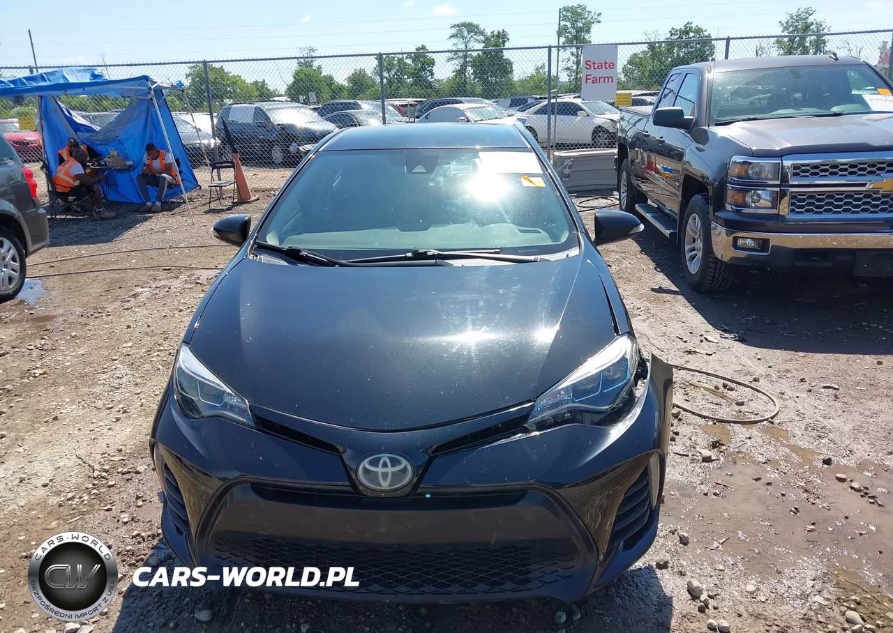 2017 Toyota Corolla Se VIN:2T1BURHE0HC748797 - 12