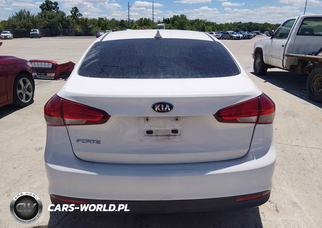 2017 Kia Forte Lx VIN:3KPFK4A72HE025749 - 6