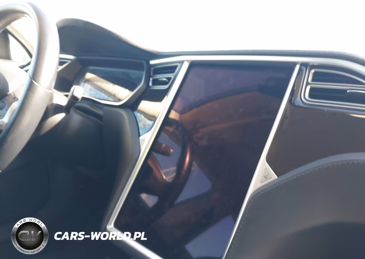 2014 Tesla Model S VIN:5YJSA1S14EFP63620 - 18