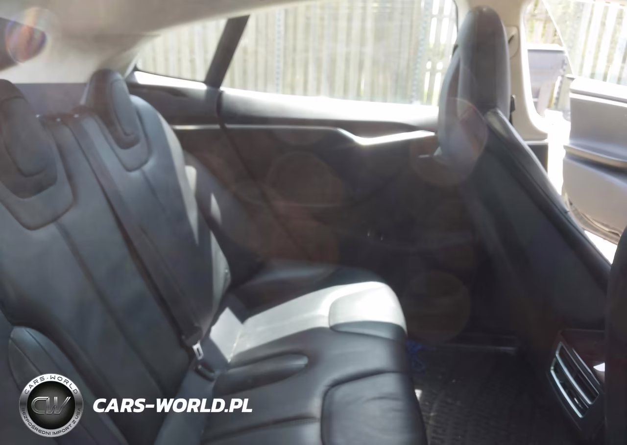 2014 Tesla Model S P85 VIN:5YJSA1H13EFP53815 - 7