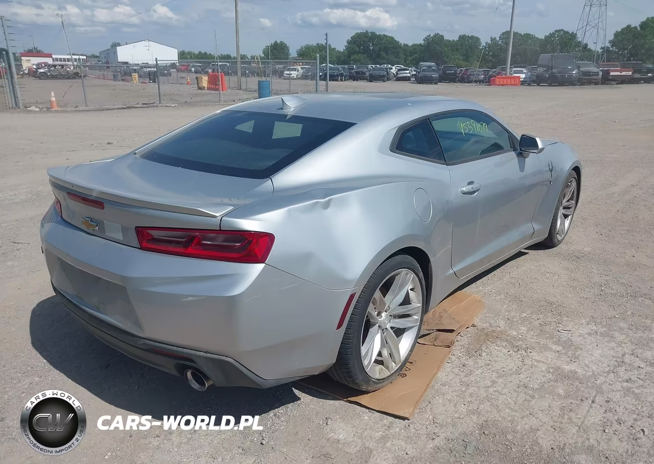 2016 Chevrolet Camaro 2Lt VIN:1G1FD1RSXG0133361 - 4
