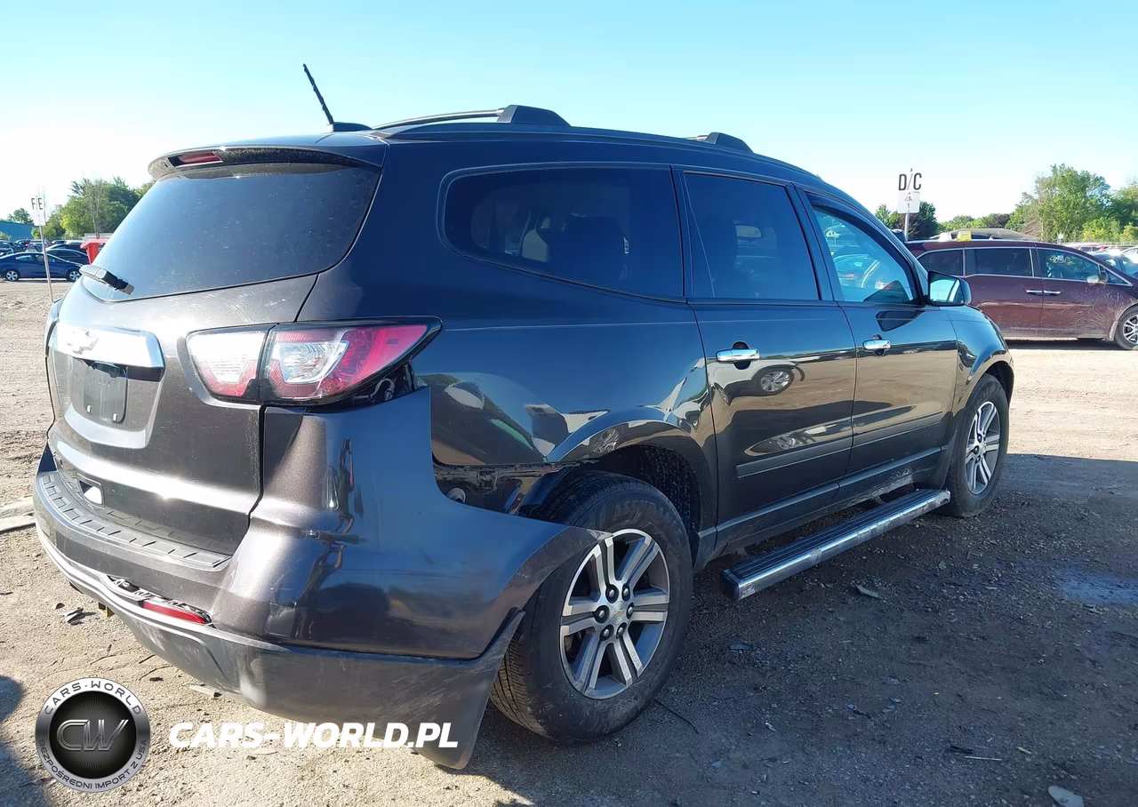 2017 Chevrolet Traverse Ls VIN:1GNKVFKD6HJ266973 - 4