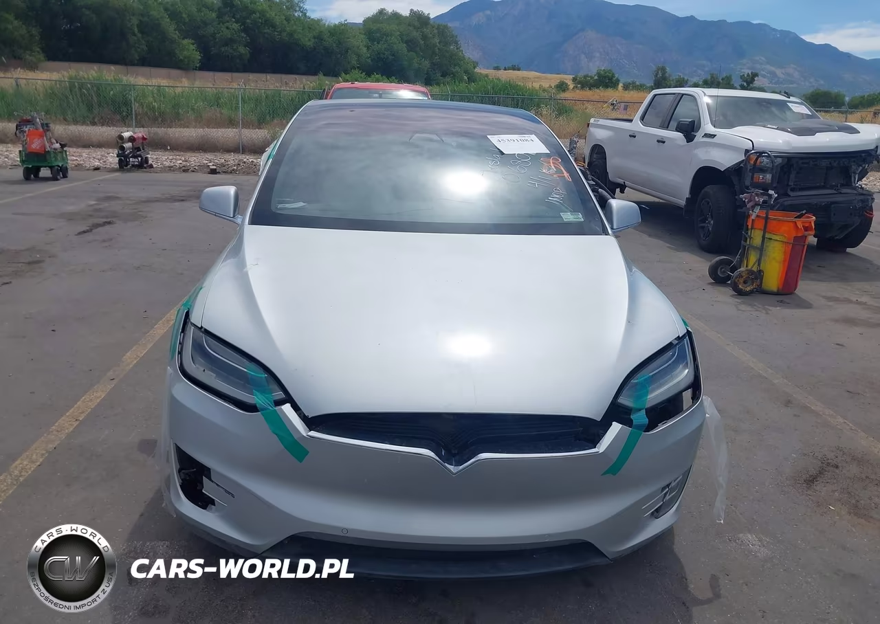 2017 Tesla Model X 100D-75D-90D VIN:5YJXCBE26HF068098 - 12