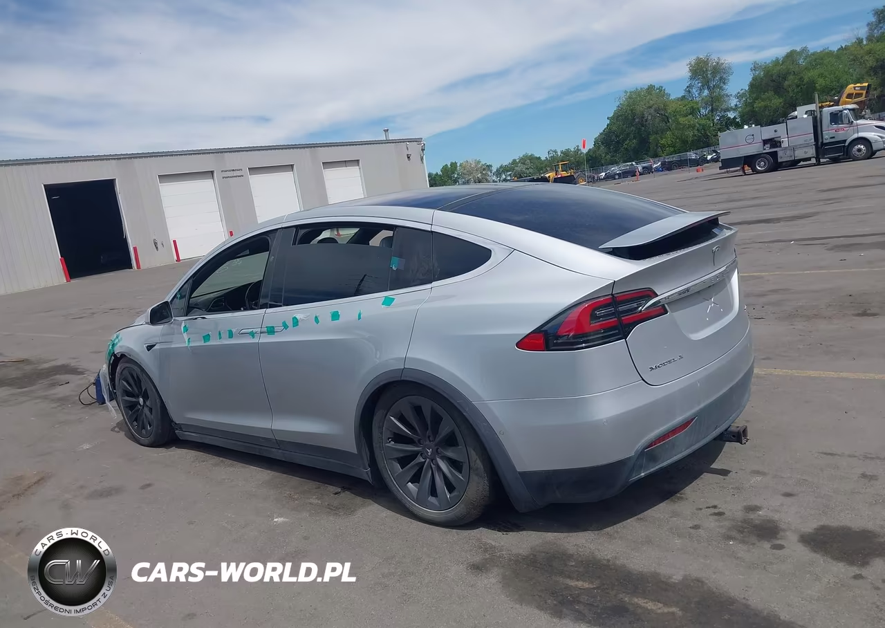 2017 Tesla Model X 100D-75D-90D VIN:5YJXCBE26HF068098 - 14