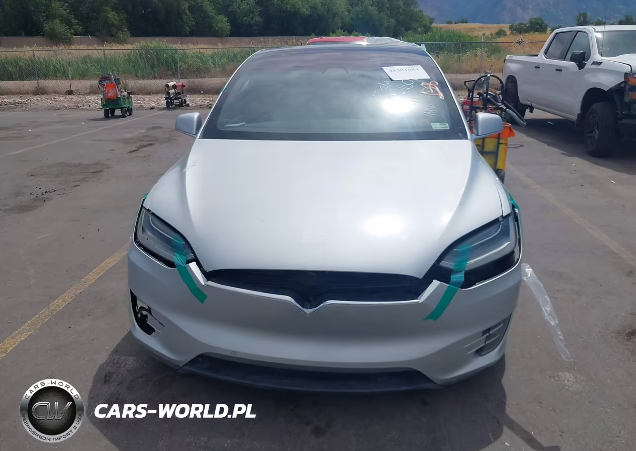 2017 Tesla Model X 100D-75D-90D VIN:5YJXCBE26HF068098 - 6