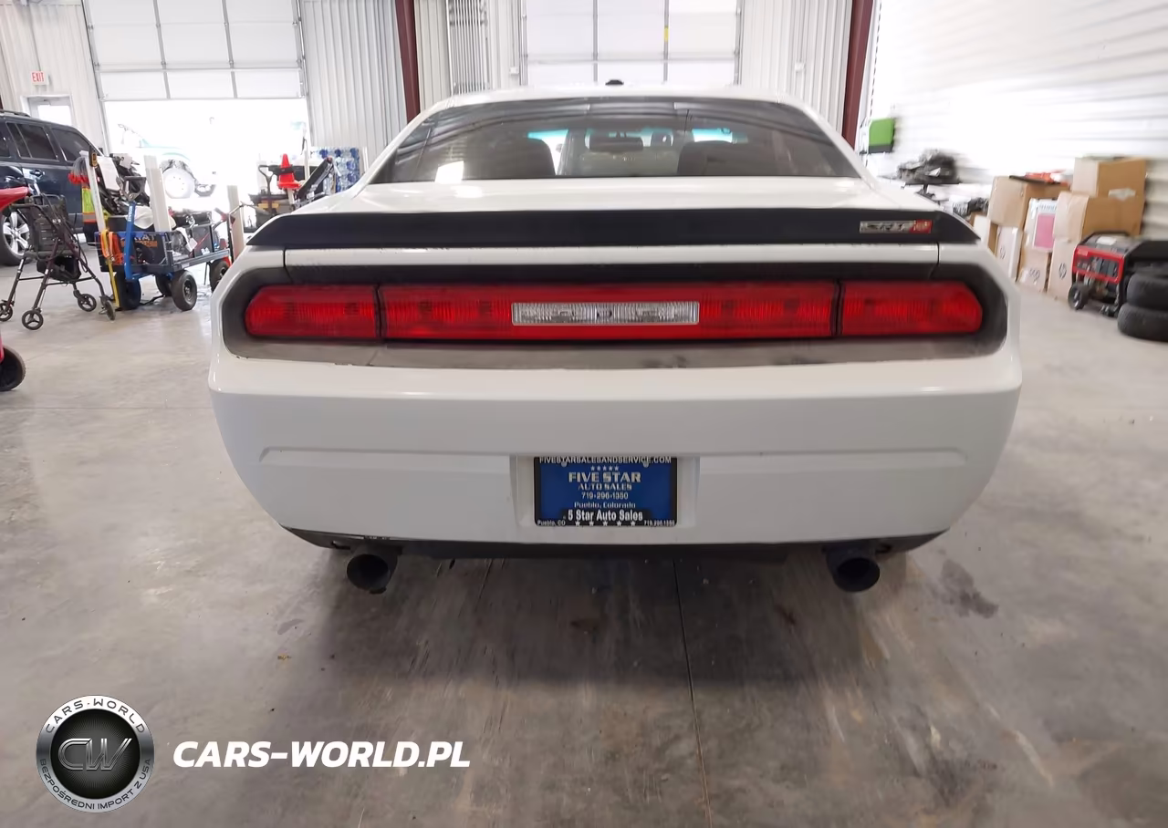 2014 Dodge Challenger Srt8 Core VIN:2C3CDYDJ3EH136990 - 17