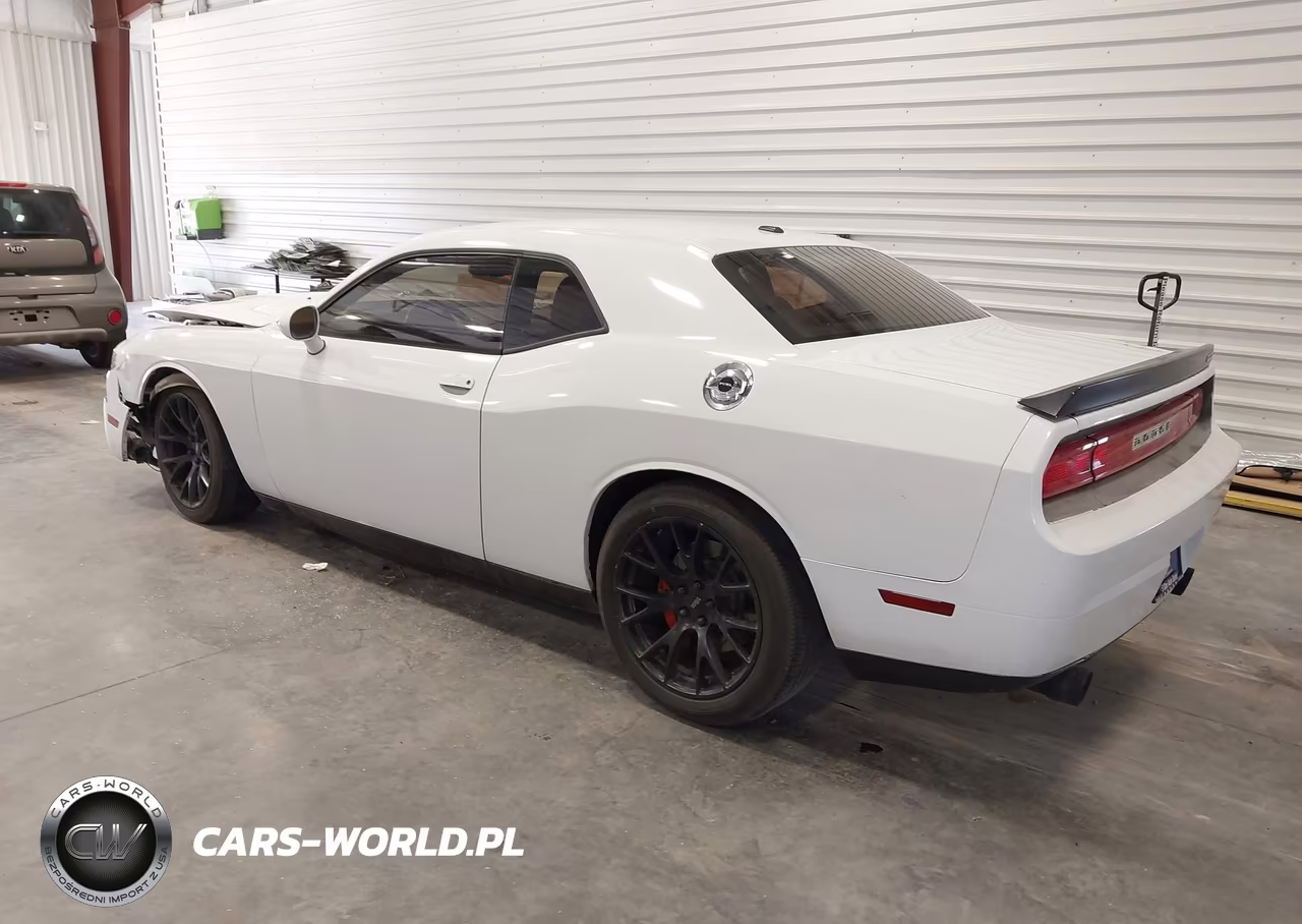 2014 Dodge Challenger Srt8 Core VIN:2C3CDYDJ3EH136990 - 3