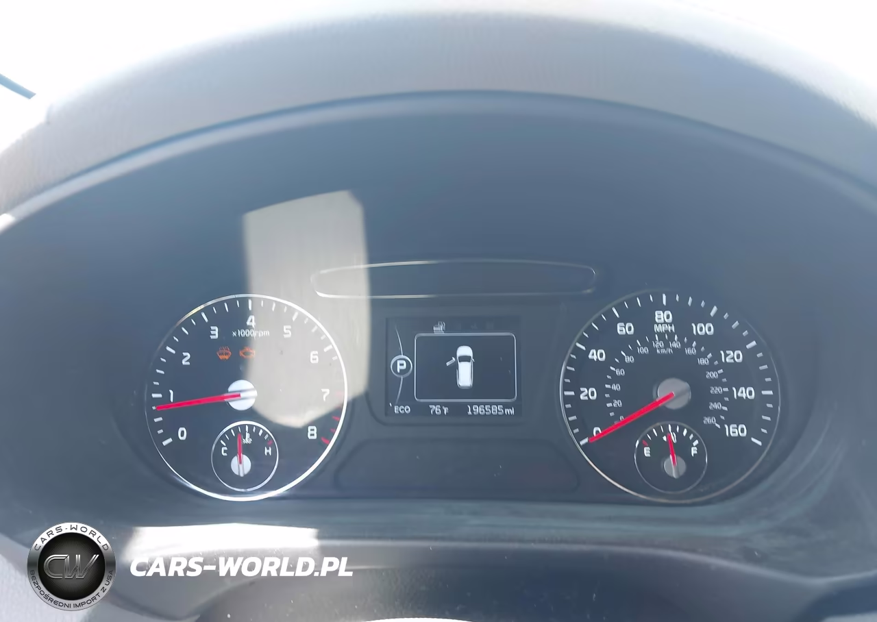 2016 Kia Sorento 2.0T Ex VIN:5XYPHDA11GG035172 - 7