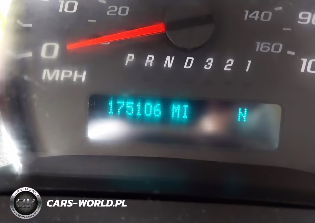 2010 Chevrolet Express 1500 Ls VIN:1GNUGBD42A1131116 - 7