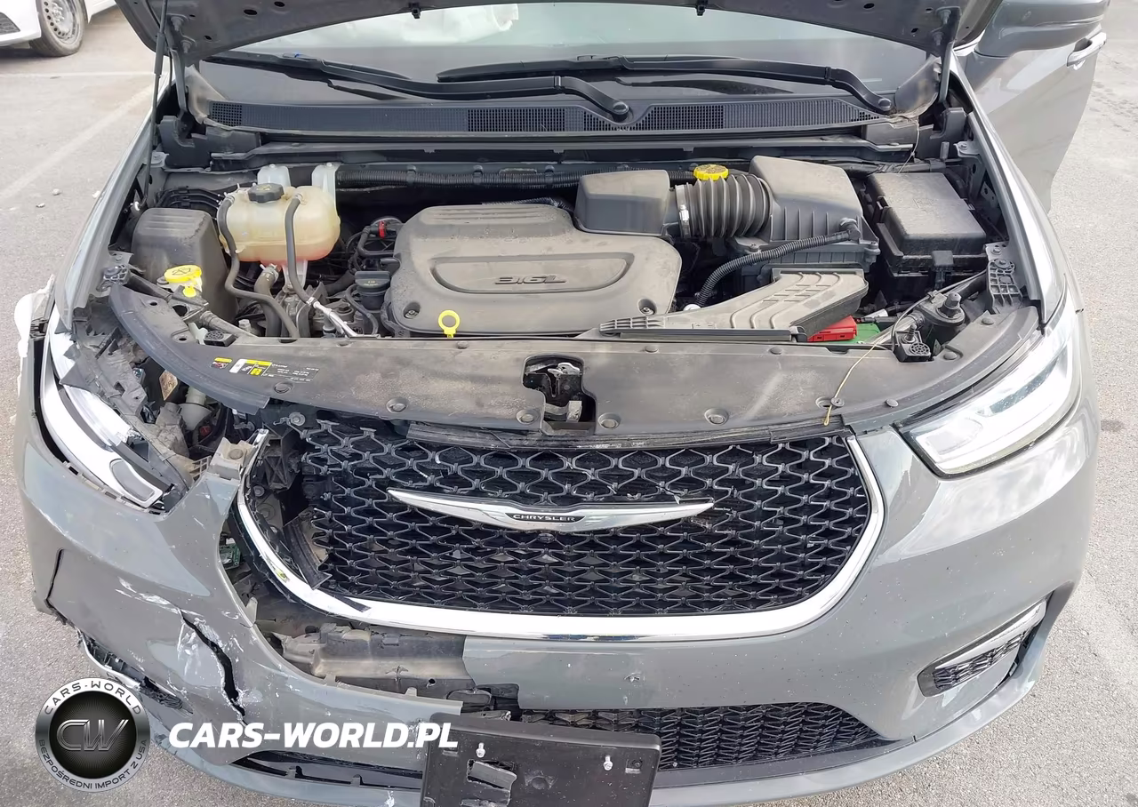 2022 Chrysler Pacifica Touring L VIN:2C4RC1BG5NR197629 - 10