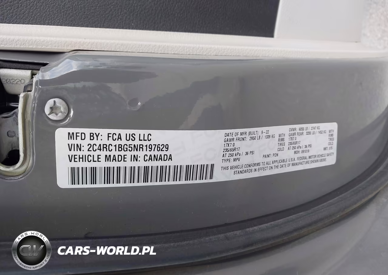 2022 Chrysler Pacifica Touring L VIN:2C4RC1BG5NR197629 - 9