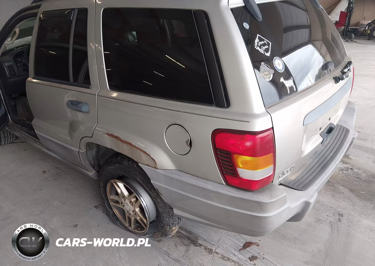 2003 Jeep Grand Cherokee Laredo VIN:1J4GW48S53C587111 - 3