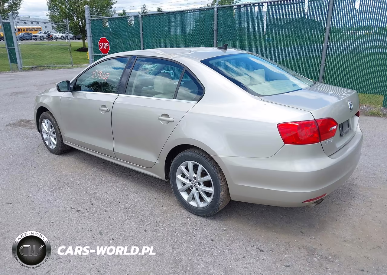 2014 Volkswagen Jetta 1.8T Se VIN:3VWD07AJ6EM223324 - 3