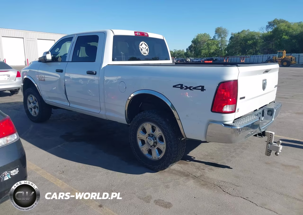 2015 Ram 2500 Tradesman VIN:3C6UR5CJ1FG634552 - 3