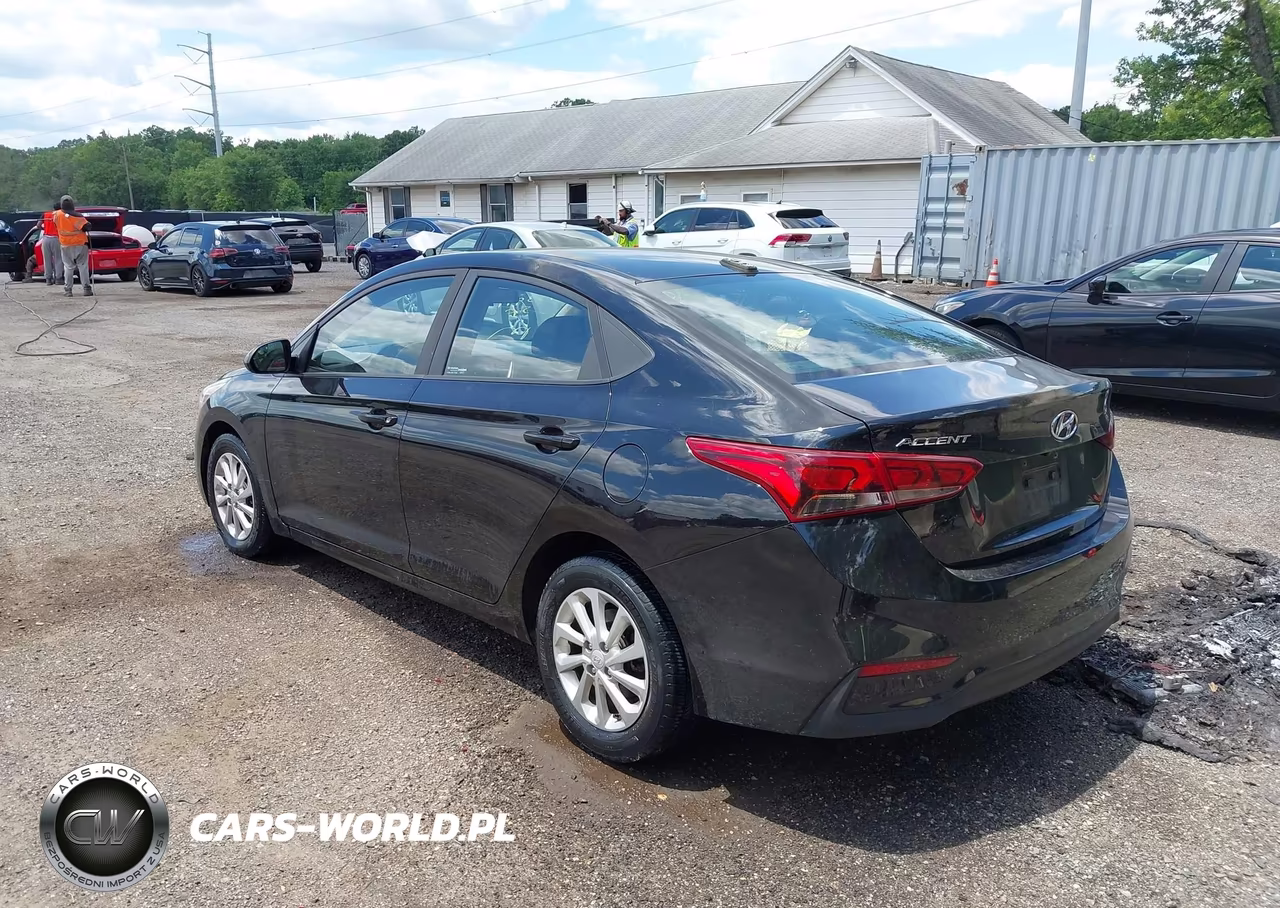 2018 Hyundai Accent Sel VIN:3KPC24A36JE010239 - 3