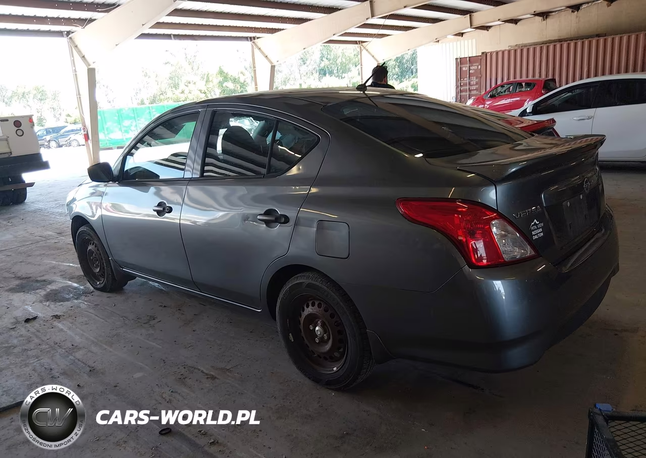 2017 Nissan Versa 1.6 S+ VIN:3N1CN7AP4HL886330 - 3