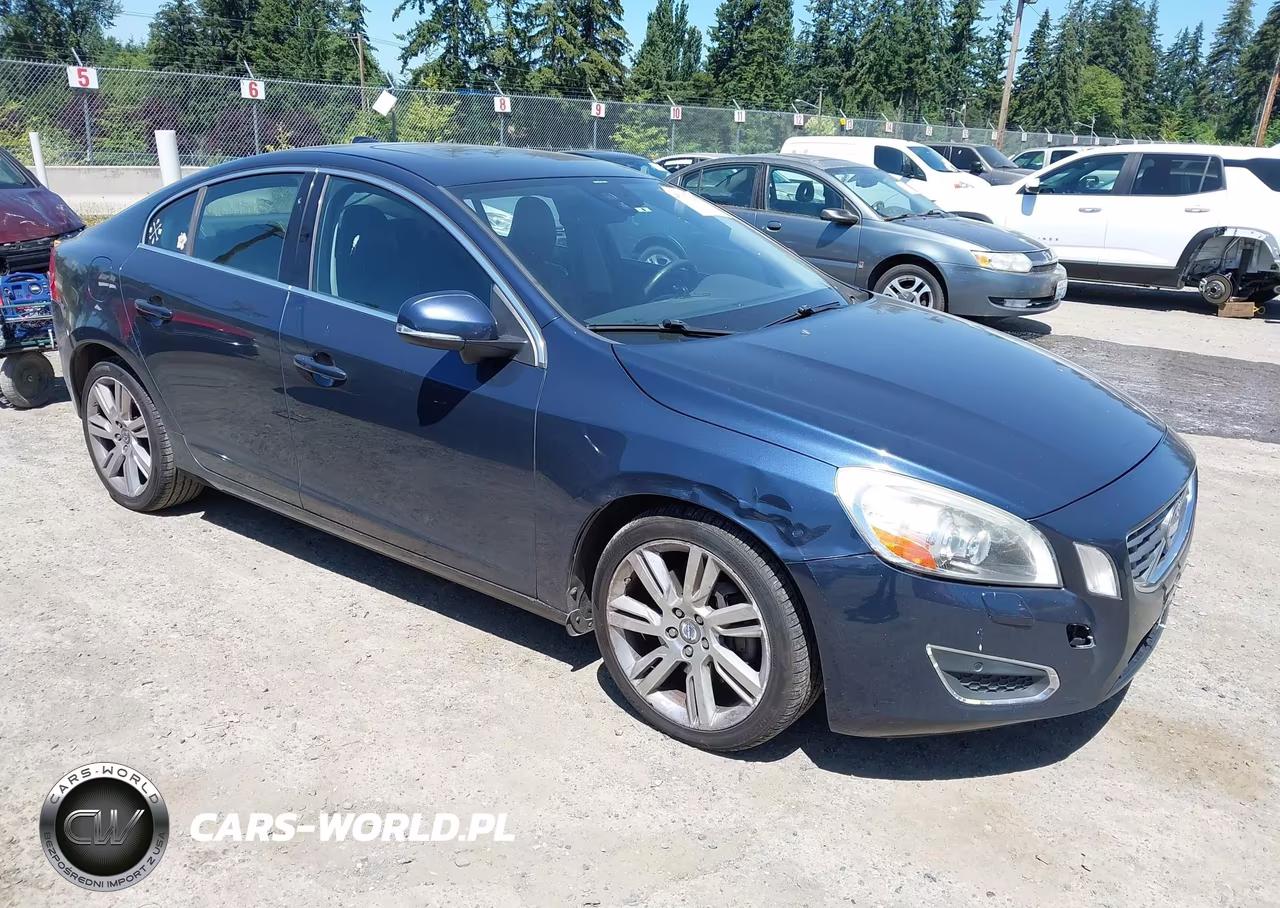 2013 Volvo S60 T5-T5 Platinum-T5 Premier-T5 Premier Plus